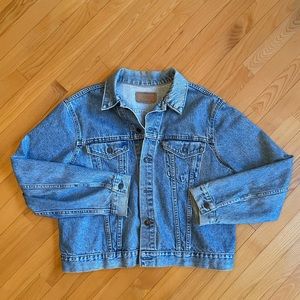 *Sold * Vintage Levi’s Denim Jacket